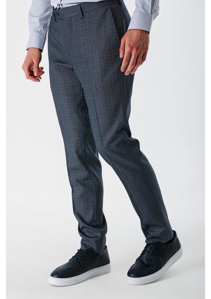 Koyu Lacivert Desenli Pamuklu Likralı Yan Cepli Slim Fit Dar Kesim Klasik Pantolon 1003240153 indirimleri