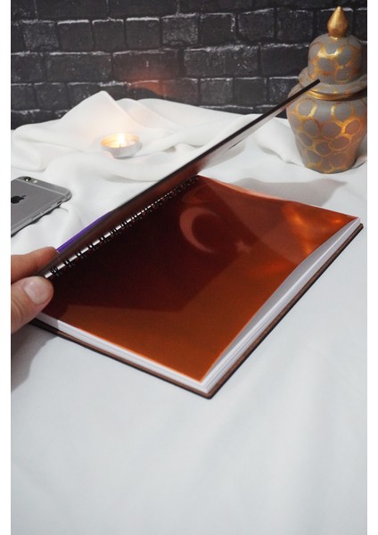 Mustafa Kemal Atatürk Ahşap Kapaklı Okul Defteri- Günlük - Çizgisiz Defter (Ahşap Rengi Ceviz)