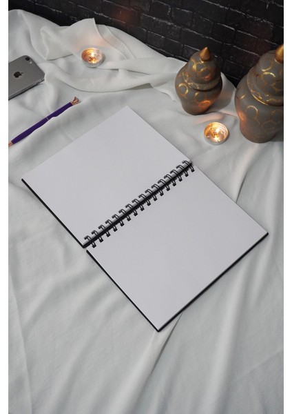 Kuşlu Tüy Tasarım Siyah Ahşap Kapaklı Defter - Çizgisiz Defter - Günlük - Ajanda - A5 Notebook
