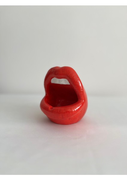 Dudak Modelli Küllük & Saksı-Mumluk indirimleri