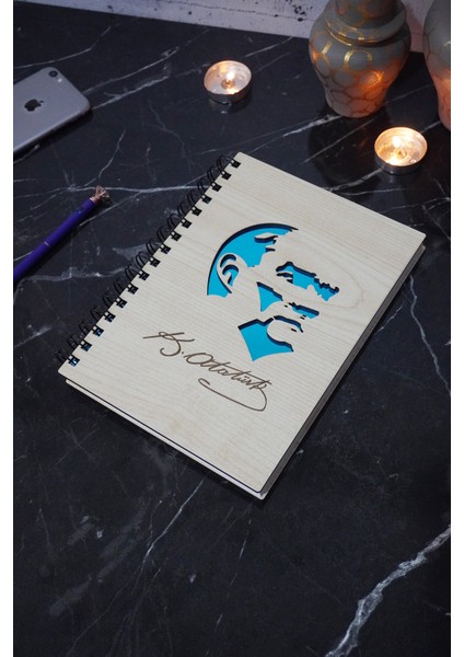 A5 Spiralli Mustafa Kemal Atatürk Ahşap Defter - Günlük - Çizgisiz Defter (Ahşap Rengi Banu)