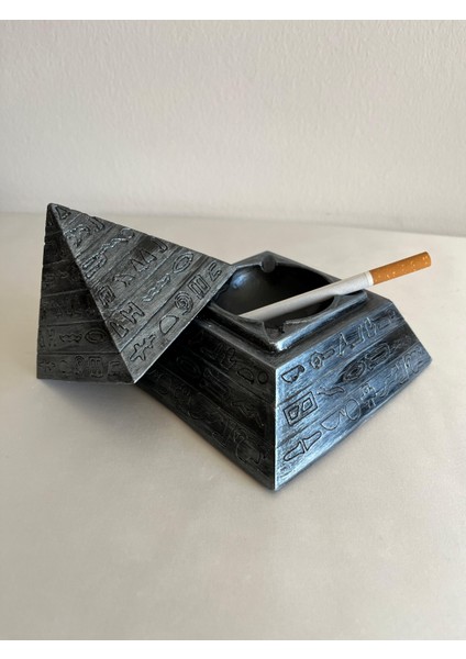 Kapaklı Keops Piramiti Küllük-Dekoratif Obje Gümüş fırsatları