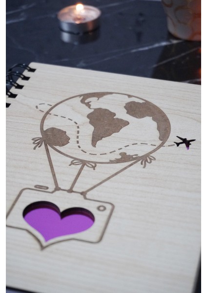 Dünyalı Balon Desenli Ahşap Defter - Günlük - A5 Spiralli Çizgisiz Defter (Ahşap Rengi Banu)