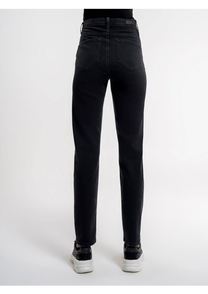 Elena Slim Fit Kadın Pantolon modelleri