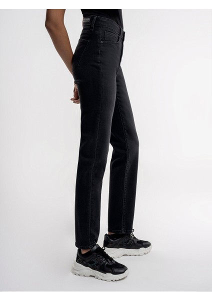 Elena Slim Fit Kadın Pantolon fırsatları