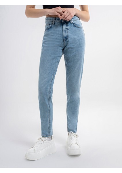 Mom Slim Fit Kadın Pantolon fiyatları