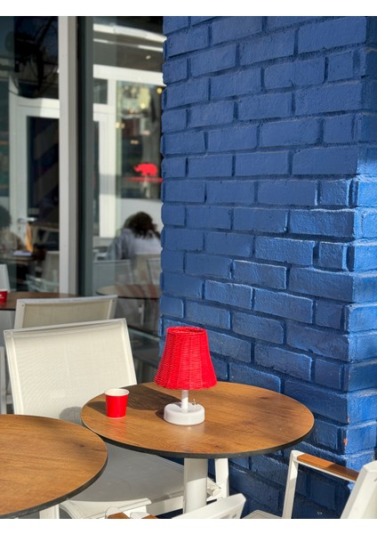 Kırmızı Rattan & Bambu Masa Üstü Kablosuz Pilli Abajur Masa Lambası Alt Ayak Beyaz
