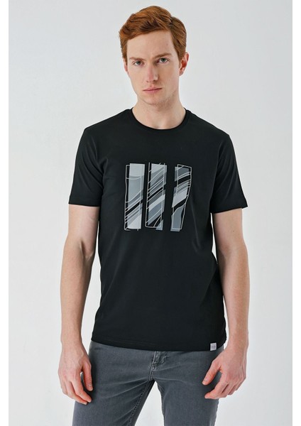 Siyah Baskılı Bez Ayağı Bisiklet Yaka %100 Pamuk Casual Slim Fit Dar Kesim T-Shirt 1011240165