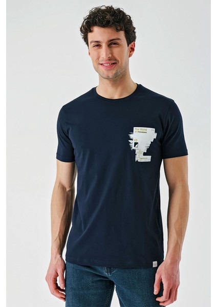 Koyu Lacivert Baskılı Bez Ayağı Bisiklet Yaka %100 Pamuk Casual Slim Fit Dar Kesim T-Shirt 1011240166
