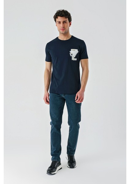 Koyu Lacivert Baskılı Bez Ayağı Bisiklet Yaka %100 Pamuk Casual Slim Fit Dar Kesim T-Shirt 1011240166 fiyatları