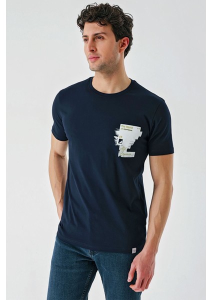 Koyu Lacivert Baskılı Bez Ayağı Bisiklet Yaka %100 Pamuk Casual Slim Fit Dar Kesim T-Shirt 1011240166 modelleri
