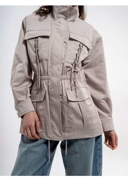 Loose Fit Kadın Yağmurluk indirimleri