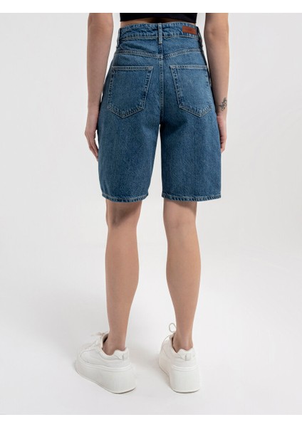 Regular Fit Kadın Şort