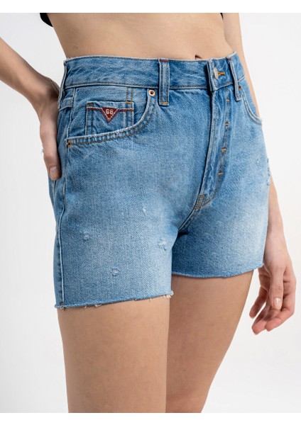 Slim Fit Kadın Şort indirimleri