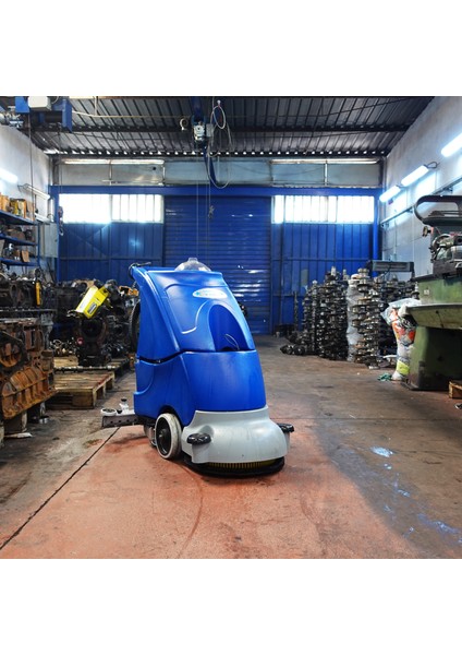 Akülü Zemin Temizleme Makinası B-3501