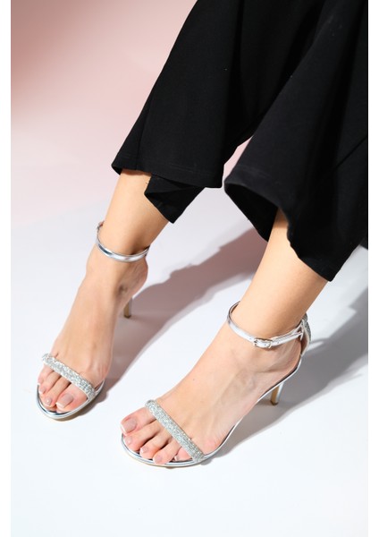 Muiza Gümüş Kadın Platform Topuklu Abiye Ayakkabı fırsatları