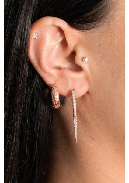 925 Ayar Gümüş Kaplumbağa Desenli Kanca Küpe fırsatları