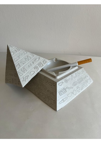 Kapaklı Keops Piramiti Küllük-Dekoratif Obje Gri fiyatları