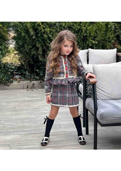 Kız Çocuk Ekose Çizgili Ceket Piliseli Etek ve Çorap Takım Bayramlık Kombin modelleri