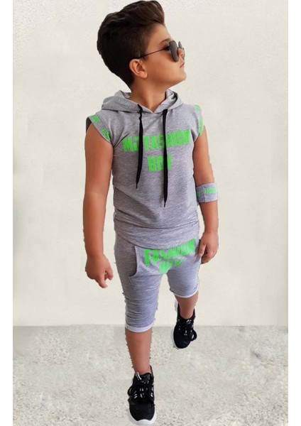 Erkek Çocuk Fashıon Boy Yazı Baskılı Kapişonlu Kolsuz Sweatshirt Gri Şortlu Takım modelleri