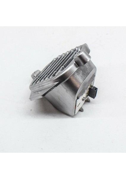 8U0941475C Ön Sağ Far LED Modülü Kontrol Ünitesi Q3 2015-2018 Için Far Balast Isı Emici (Yurt Dışından)