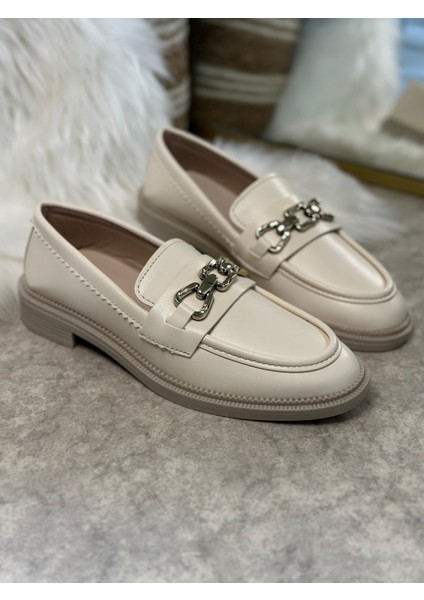 Günlük Kadın Loafer Makosen Klasik Alçak Topuklu Desenli Taban Zincirli Oval Burunlu Ayakkabı 150 fiyatları