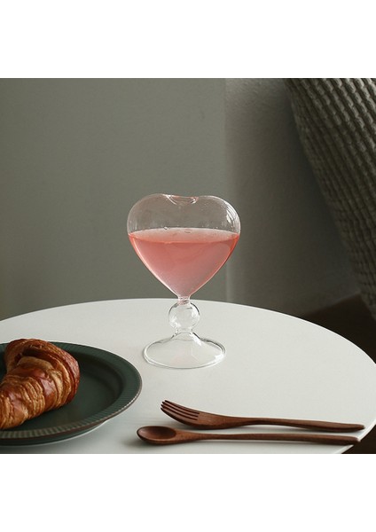 Xin Yue Zhang Cam Saksılar Ekici Kalp Vazo Ayakta Ev Dekorasyon Çiçek Vazo Masaüstü Dekoratif Vazo Düğün Dekor (Yurt Dışından) fiyatları