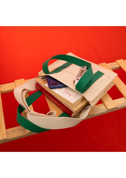 Yeşil Mini Tote Bag, Ön Cep Detaylı, 25 x 20 Cm, Ayarlanabilir Omuz Askılı Kadın Kol ve Omuz Çantası