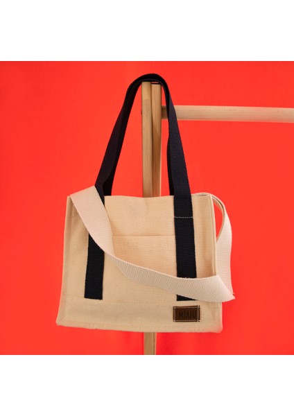 Lacivert Mini Tote Bag, Ön Cep Detaylı, 25 x 20 Cm, Ayarlanabilir Omuz Askılı Kadın Kol Çantası