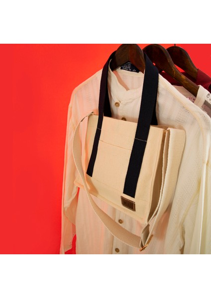 Lacivert Mini Tote Bag, Ön Cep Detaylı, 25 x 20 Cm, Ayarlanabilir Omuz Askılı Kadın Kol Çantası