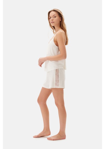 Ekru Dantel Detaylı Atlet Şort Pijama Takımı modelleri