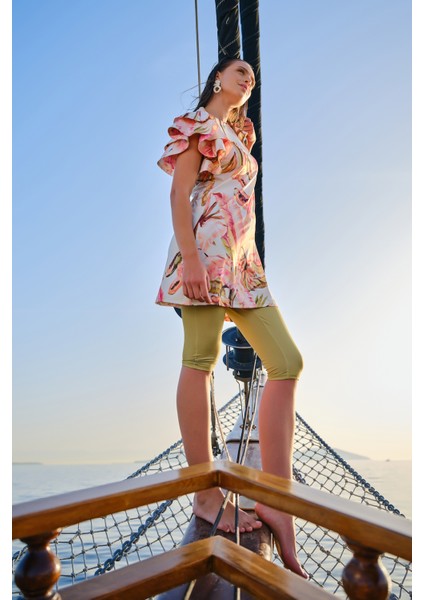 Hera Desenli Yarım Kol Yarı Kapalı Mayo fiyatları