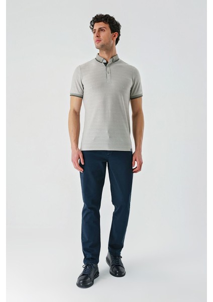 Taş Rengi Desenli Jakarlı Düğmeli Yaka Cepli Casual Slim Fit Dar Kesim Tişört 1011240175