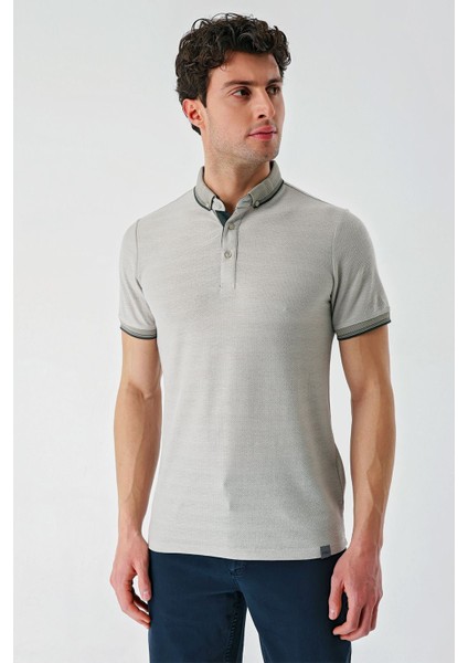 Taş Rengi Desenli Jakarlı Düğmeli Yaka Cepli Casual Slim Fit Dar Kesim Tişört 1011240175