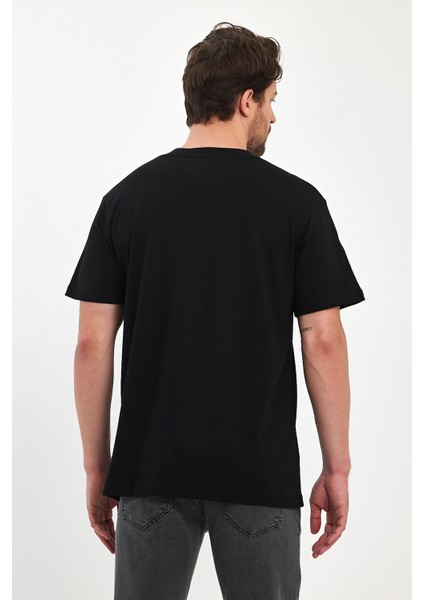Erkek Önü Tek Cepli Bisiklet Yaka T-Shirt RD24YE002271