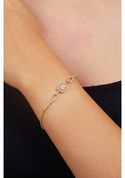 Kadın Zirkon Baget Taşlı Model 925 Ayar Gümüş Bileklik fiyatları