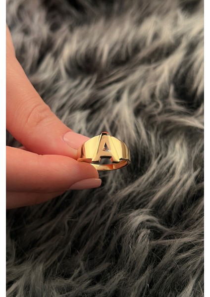 14 Ayar Altın Taşsız A Harfli Yüzük modelleri