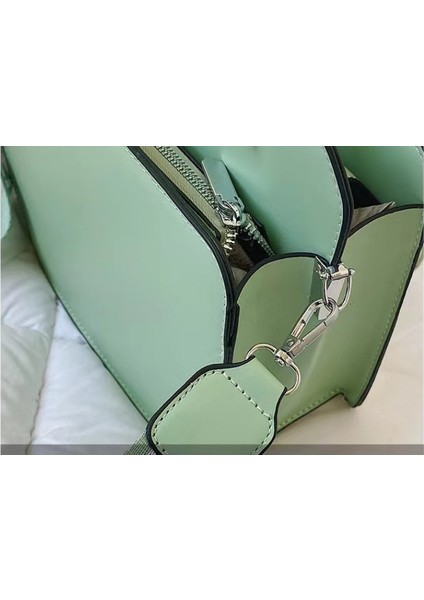 Şık Omuz Çantası Düz Renk Çapraz Askılı ÇANTA-24*12*19CM-MOR (Yurt Dışından)