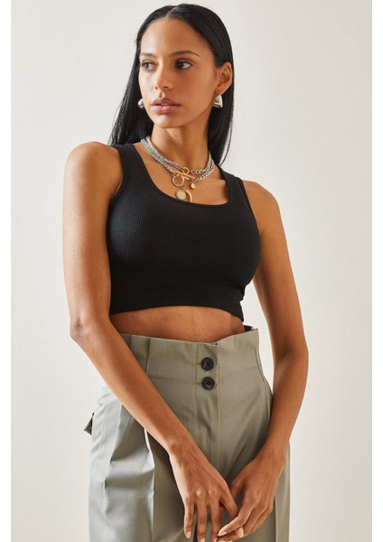 Siyah U Yaka Kaşkorse Bluz 5YXK2-48285-02 modelleri