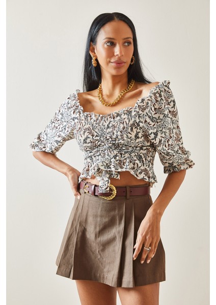 Ekru Önü Büzgülü Kısa Kol Örme Bluz 5YXK2-48291-52