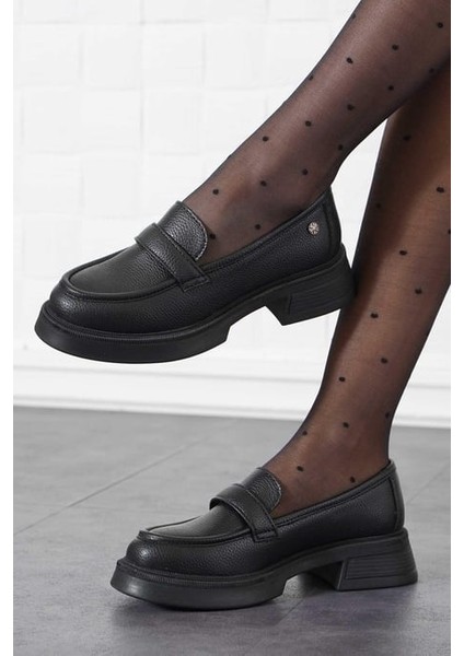 1017 Kadın Poli Taban Loafer Casual Ayakkabı Siyah fırsatları