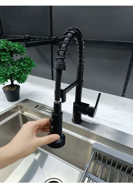 Gümüş- Siyah Spring Mutfak Için Uygun Aşağı Çekme 2 Fonksiyon Çıkışlı Mutfak Bataryası