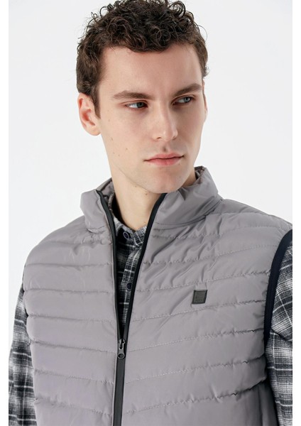 Gri Dik Yaka Dolumlu Casual Şişme Yelek 1009235152