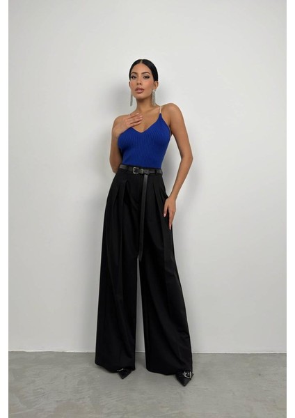 Taş Askılı Triko Bluz