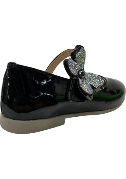 109 Kız Çocuk Kelebekli Babet fırsatları