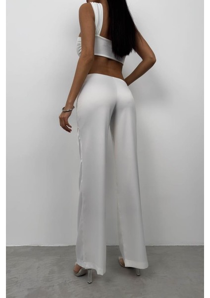 Önden Bağlamalı Saten Pantolon indirimleri