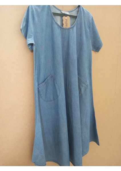 Büyük Ince Kot Denim Kumaş Yuvarlak Yaka Yama Cepli Eteği Kloş Kısa Kol Jeans Elbise