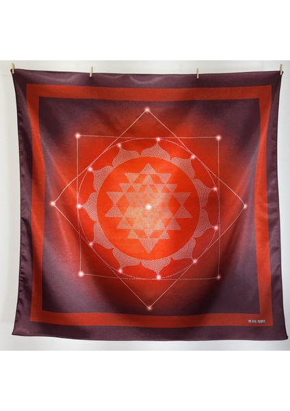 Hediyelik Kırmızı Fular Bandana Yeni Yıl Geometrik Yantra Desenli modelleri
