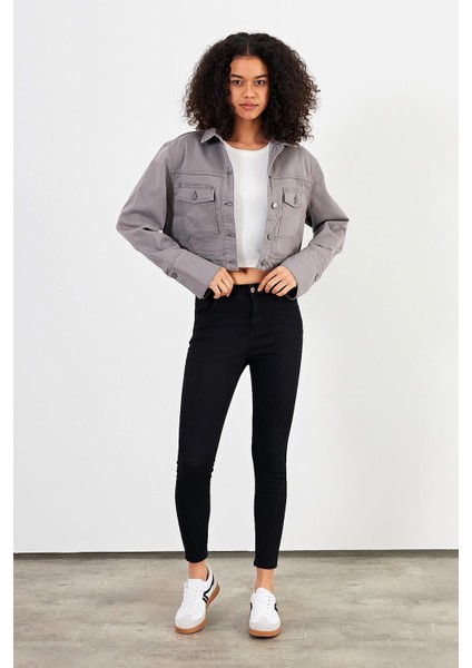 Kadın Grace Gri Renkli Denim Crop Ceket modelleri