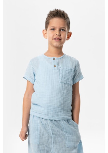 Kısa Kol Batı Cep Detaylı Yazlık Müslin Erkek Çocuk Tshirt Buz Mavi Bmv